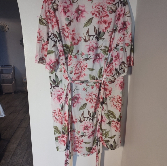 MuMu Floral Pink and Green Women's Robe Size 0/S-B/A - Picture 4 of 4